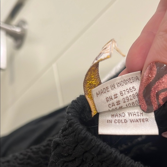 Elan: Y2K Black and White Embroidered mini halter Dress or top - Picture 9 of 10